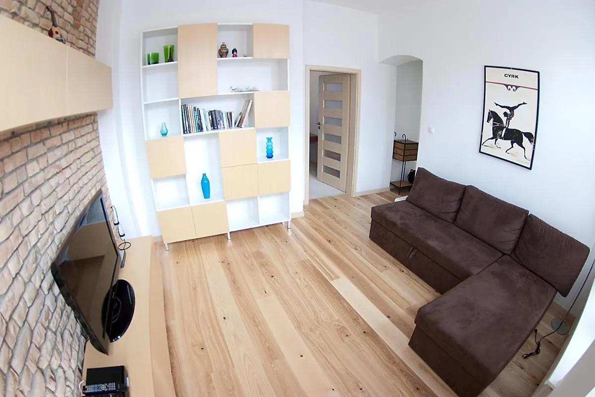 Classic Apartment With Private Sauna In Old Town غدانسك